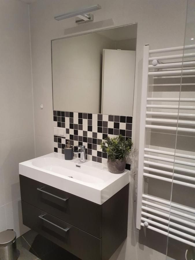 Smarte Dachgeschosswohnung Mit 2 Terrassen Direkt Am Hauptbahnhof Viyana Dış mekan fotoğraf