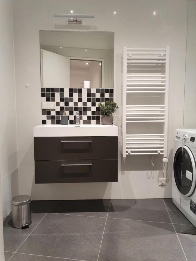 Smarte Dachgeschosswohnung Mit 2 Terrassen Direkt Am Hauptbahnhof Viyana Dış mekan fotoğraf
